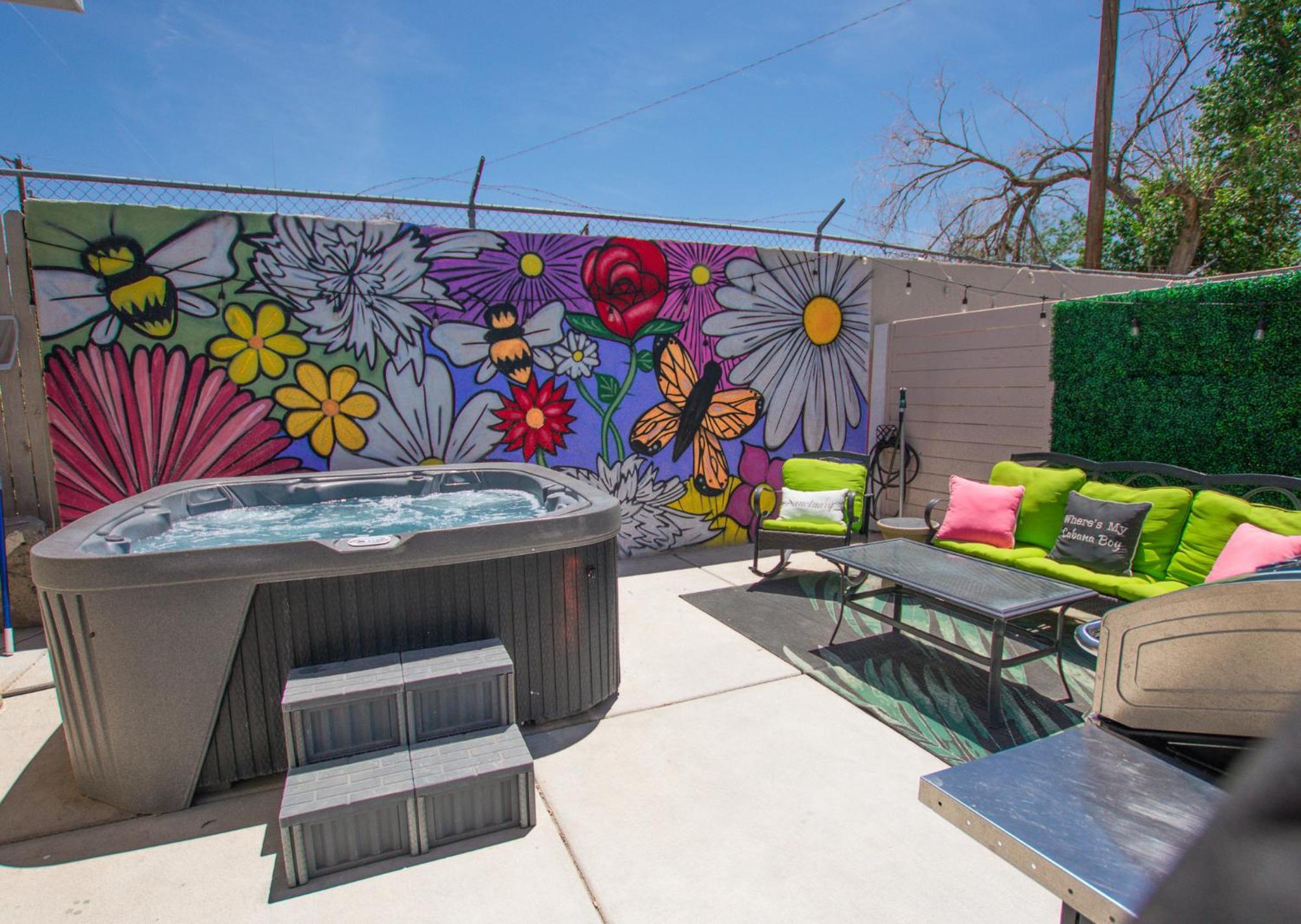 Villa Bohemian Chic An Eclectic Escape-Hot Tub-Pet Friendly-No Pet Fees! Albuquerque Esterno foto