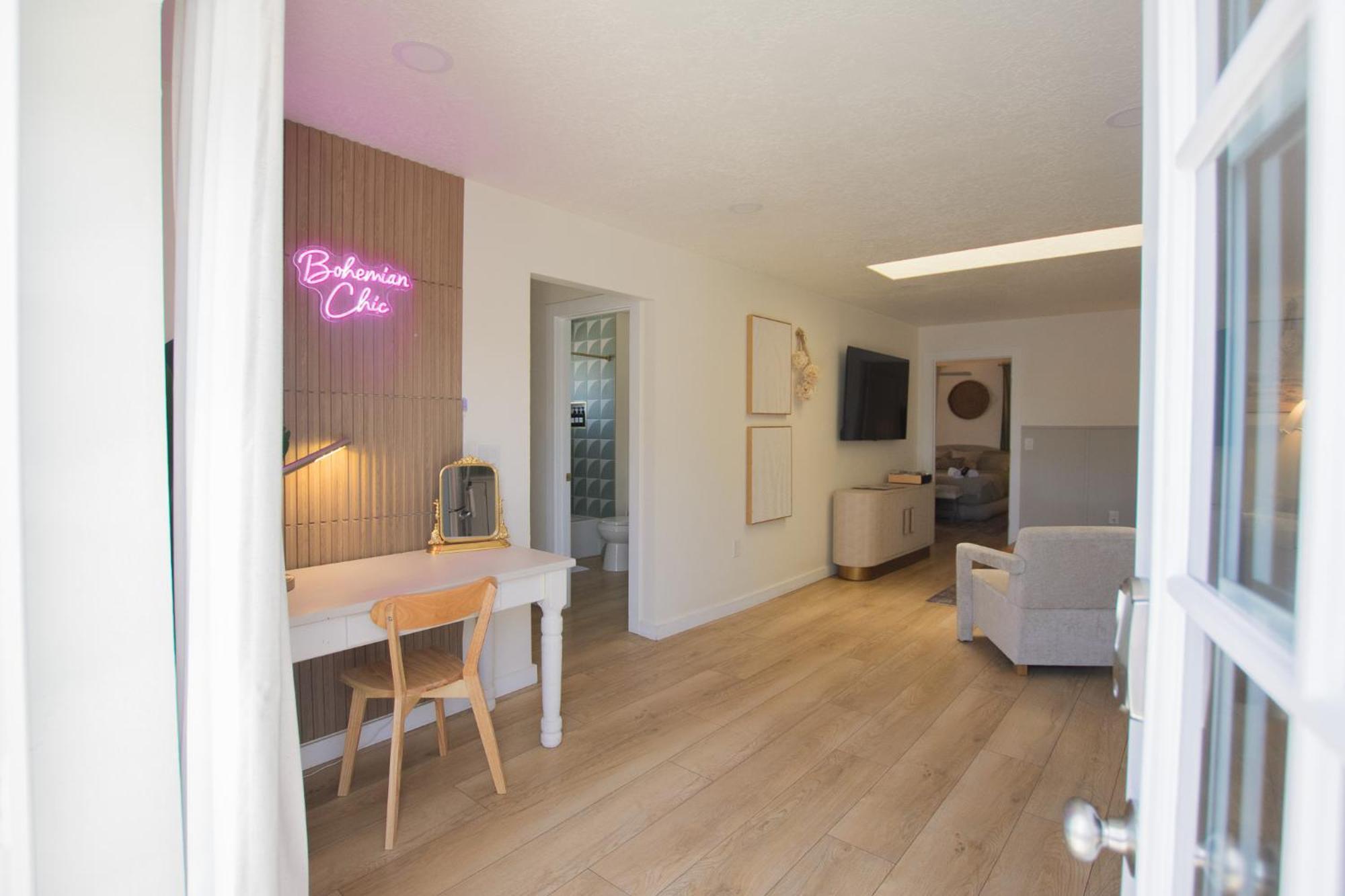 Villa Bohemian Chic An Eclectic Escape-Hot Tub-Pet Friendly-No Pet Fees! Albuquerque Esterno foto